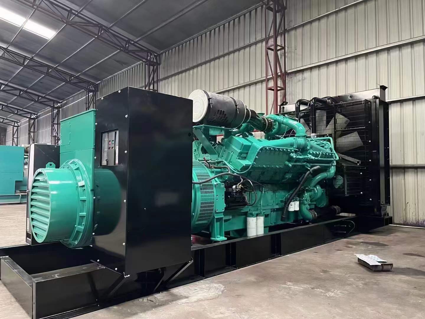 怀柔如何降低 800kW 柴油发电机输出电流的波动？