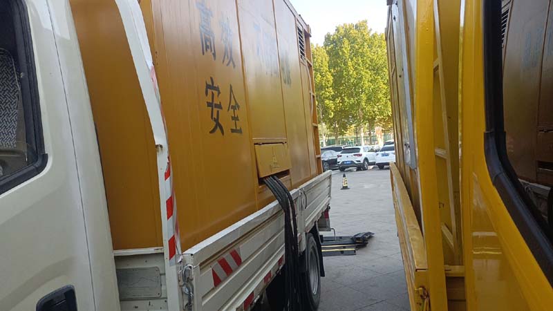 怀柔如何判断柴油发电机组和UPS电源的切换时间是否符合要求？